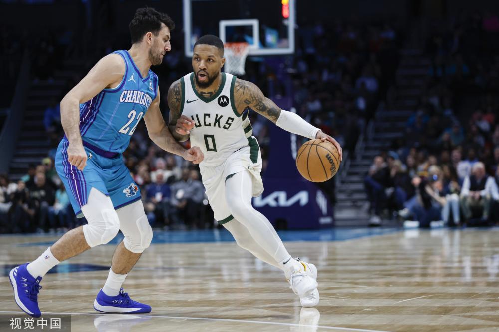 场上进行操 场上进行操